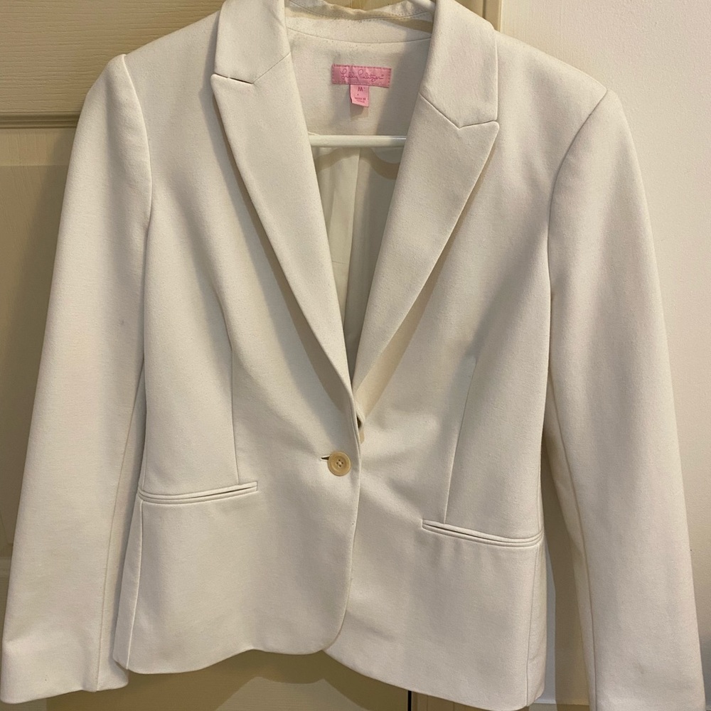 LILLY PULTIZER white Leighton blazer!!
